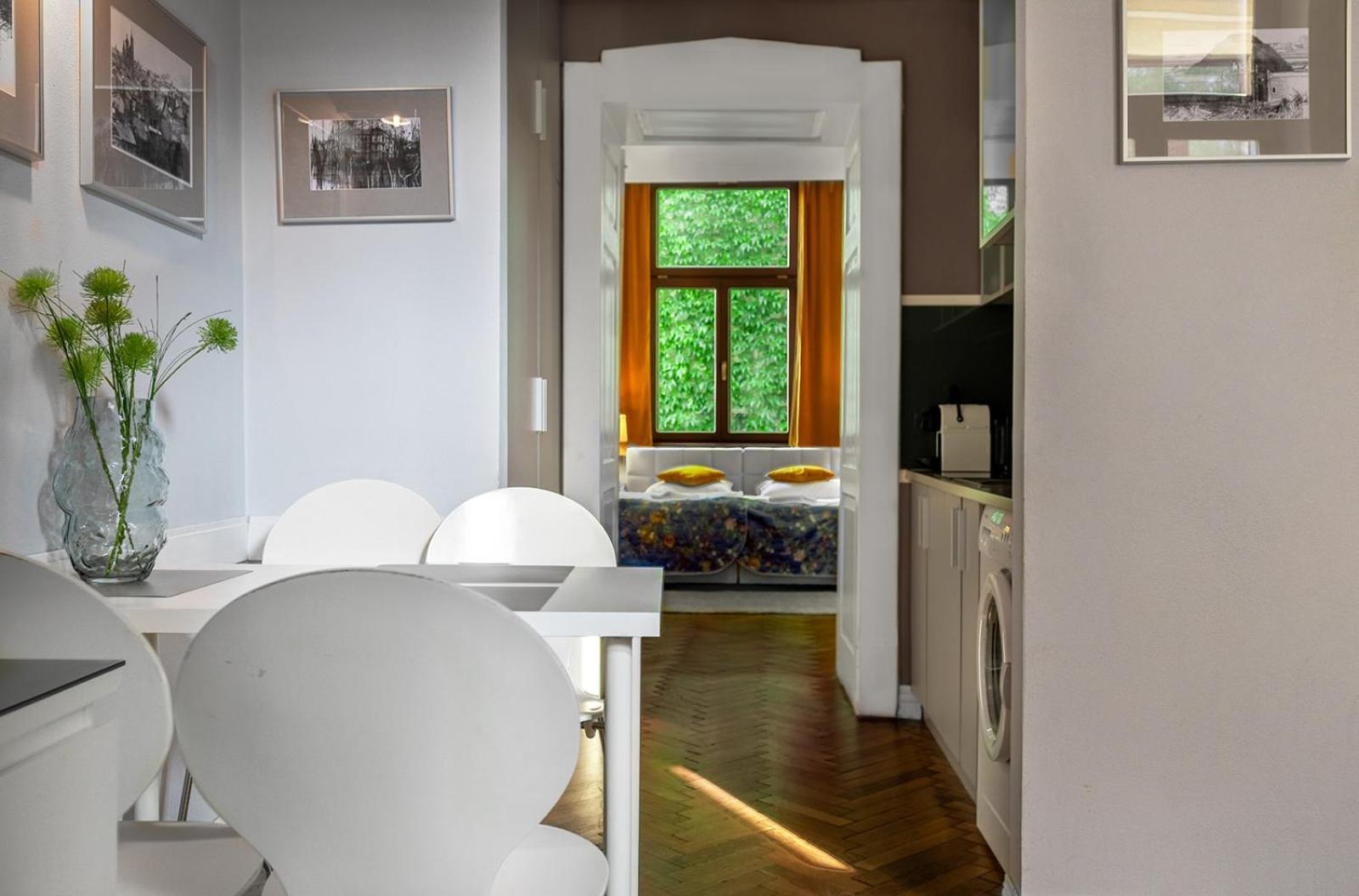Antique Apartments Old Town Krakow Bagian luar foto