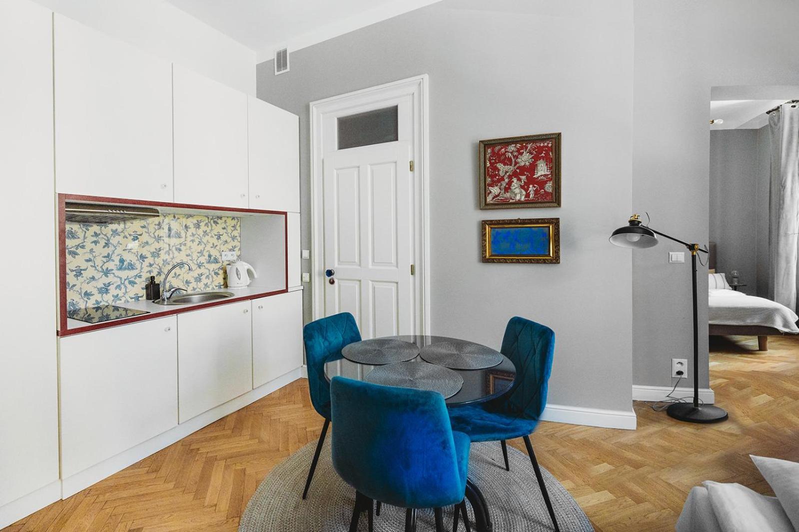 Antique Apartments Old Town Krakow Bagian luar foto
