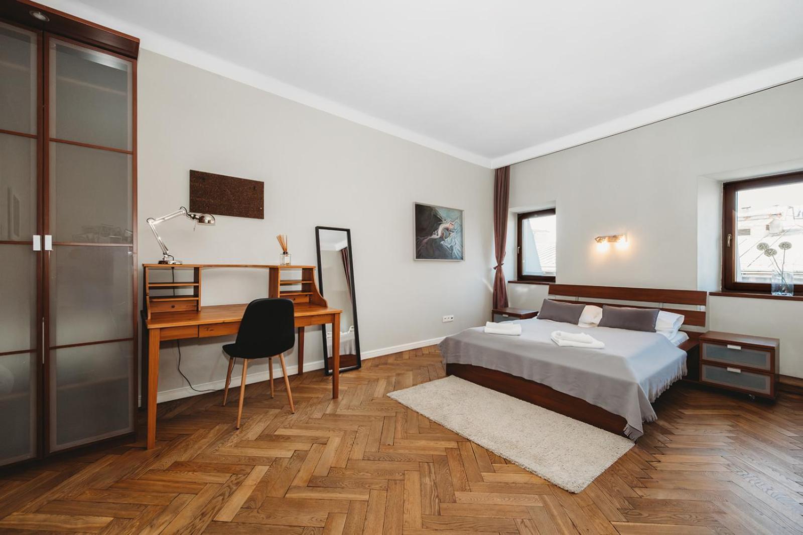 Antique Apartments Old Town Krakow Bagian luar foto